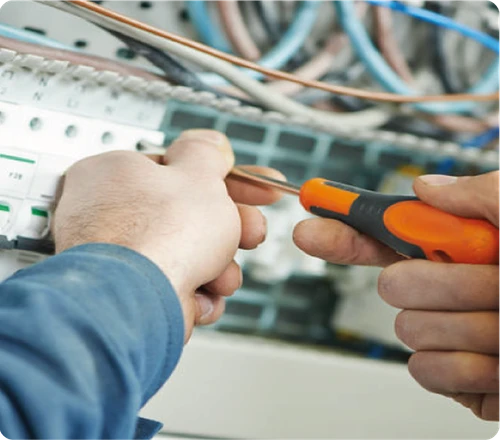 Instalaciones Eléctricas y Electromecánicas